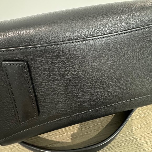GIVENCHY Black Small Sugar Antigona Bag - Picture 12 of 14